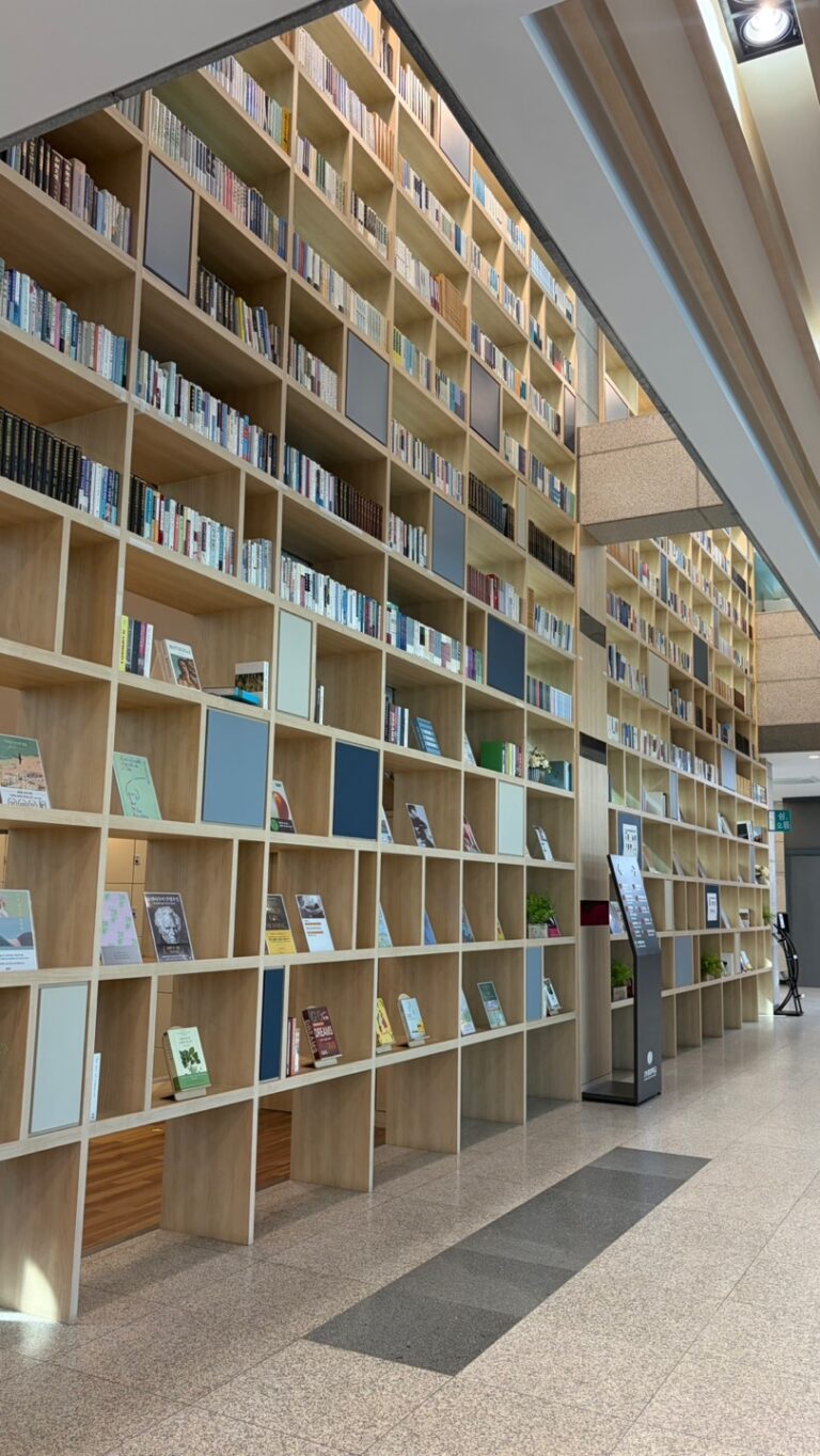 24-2. Pukyong National University Library(in)